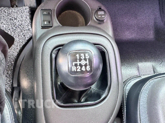 현대 메가트럭 260 단바리 카고 5톤 수동 15