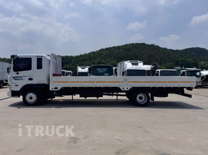 현대 메가트럭 260 단바리 카고 5톤 수동 4
