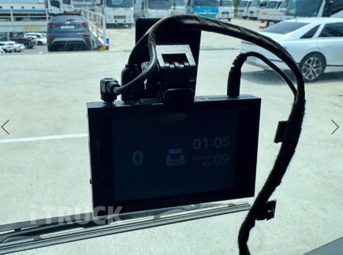 현대 메가트럭 260 단바리 카고 5톤 수동 13