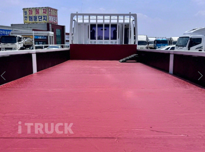 현대 메가트럭 260 단바리 카고 5톤 수동 8