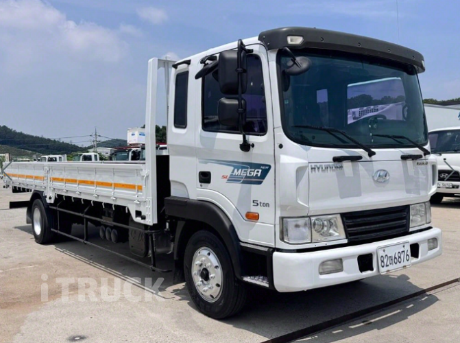 현대 메가트럭 260 단바리 카고 5톤 수동 2