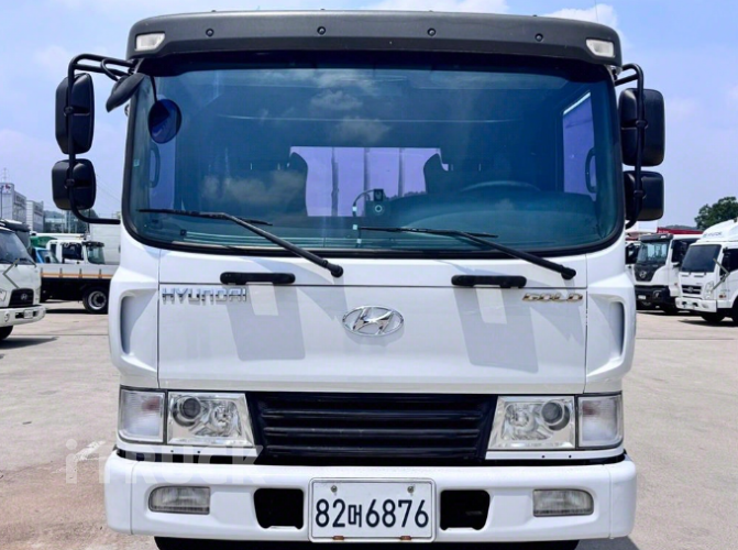 현대 메가트럭 260 단바리 카고 5톤 수동 1