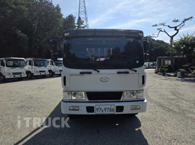 현대 메가트럭 280 단바리 카고 5톤 수동 1