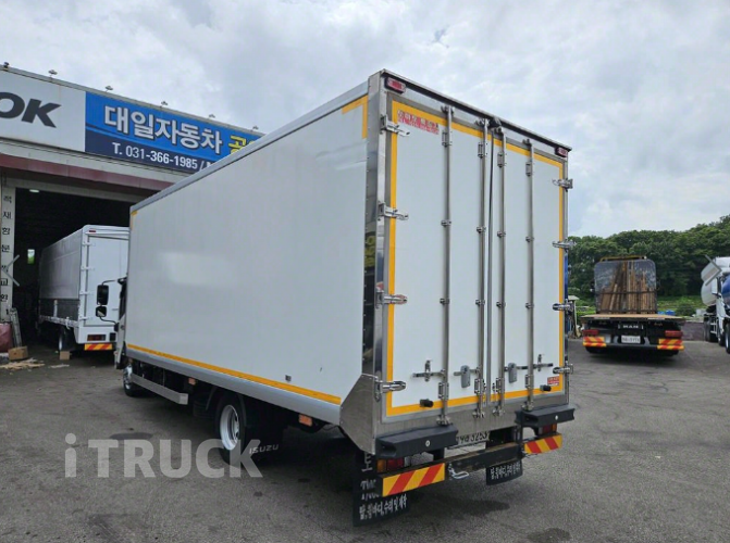 이스즈 엘프 3.5톤 냉동탑 5
