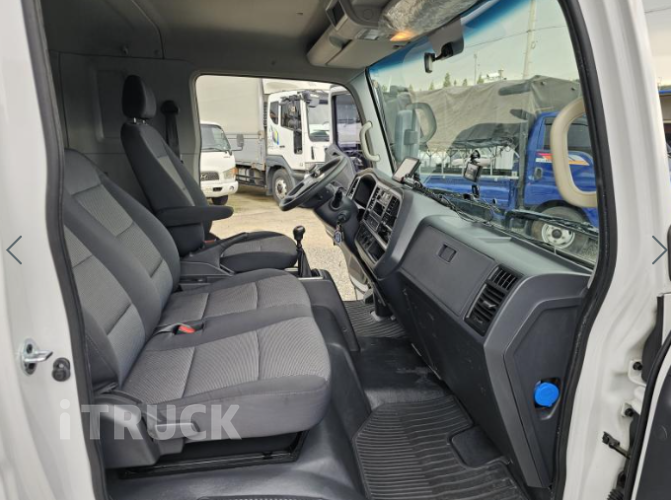 현대 올뉴마이티 2.5톤 윙바디 슈퍼캡 9