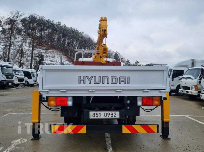 현대 카고크레인 수산중공업 올뉴마이티 3.5톤 7