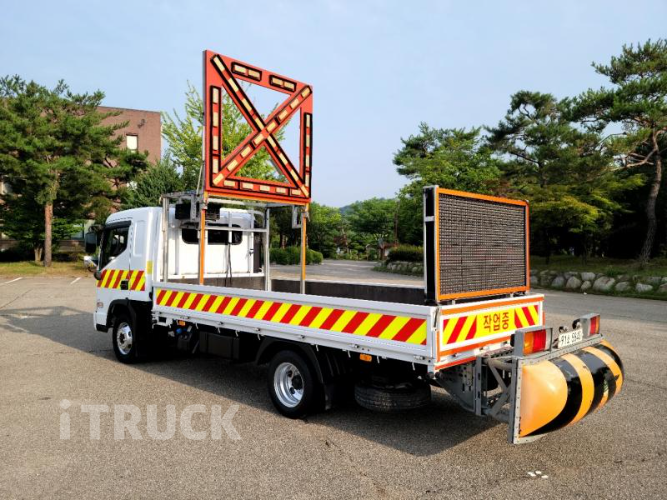 현대 올뉴마이티 2.5톤 카고 슈퍼캡 초장축 2