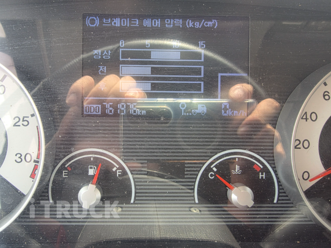 현대 메가트럭 250 단바리 카고 6.5톤 수동 12