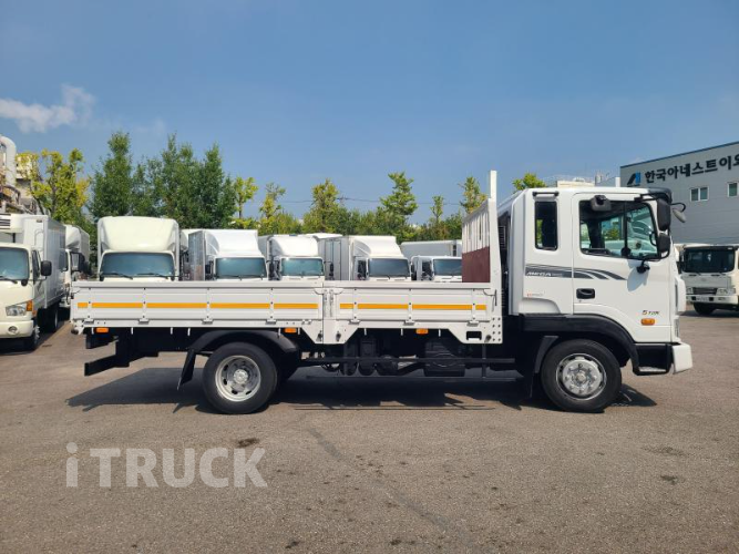현대 메가트럭 260 단바리 카고 5톤 수동 4