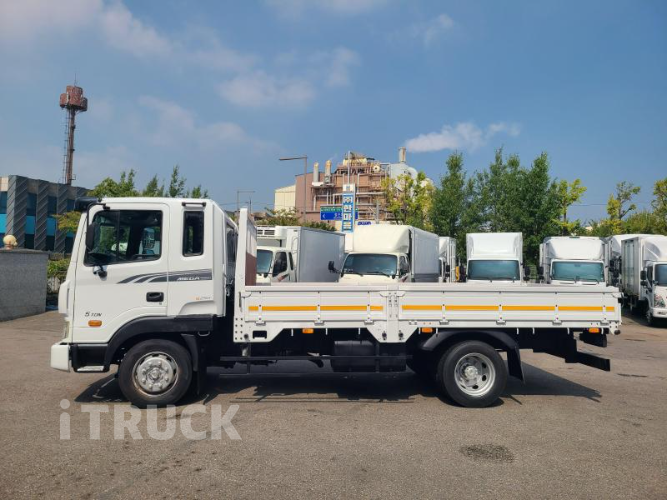 현대 메가트럭 260 단바리 카고 5톤 수동 3