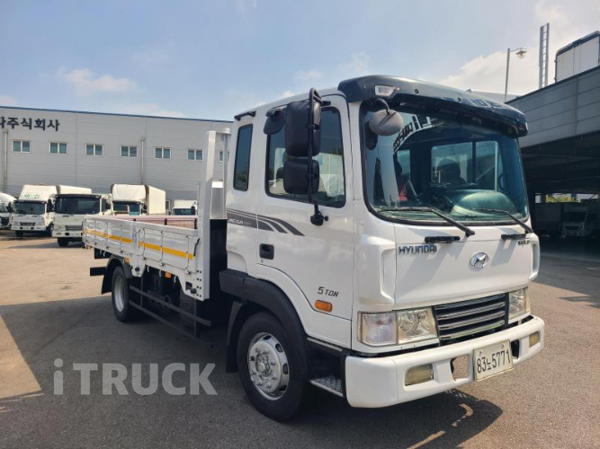 현대 메가트럭 260 단바리 카고 5톤 수동 2