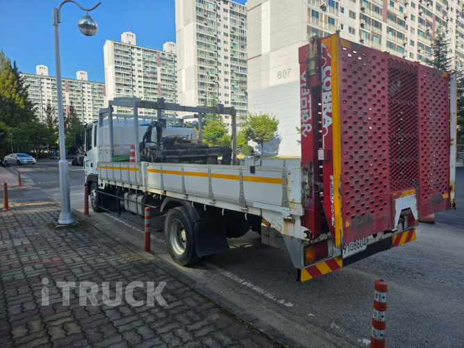현대 메가트럭 250 단바리 카고 5톤 수동 4