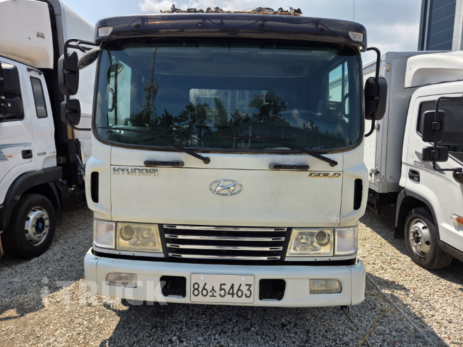 현대 메가트럭 250 단바리 카고 4.5톤 수동 2