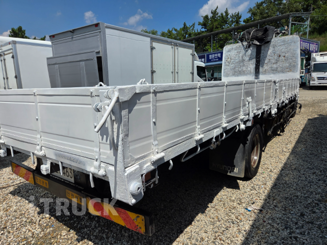 현대 메가트럭 250 단바리 카고 4.5톤 수동 5