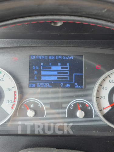현대 메가트럭 270 단바리 냉장윙 4.5톤 수동 9