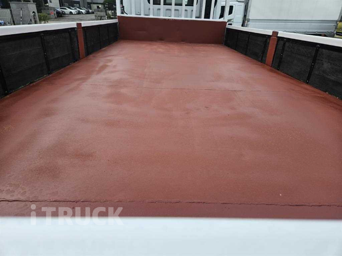 현대 메가트럭 235 단바리 카고 5톤 수동 6