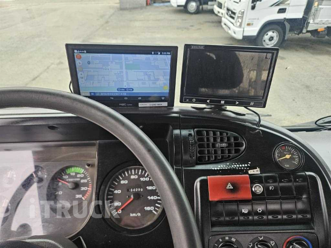 현대 메가트럭 235 단바리 카고 5톤 수동 13