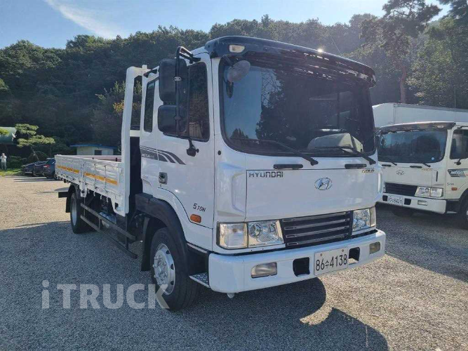현대 메가트럭 250 단바리 카고 4.5톤 수동 1