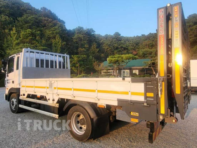 현대 메가트럭 280 단바리 카고 5톤 수동 5