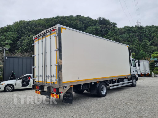 현대 메가트럭 280 단바리 윙바디 5톤 오토 2