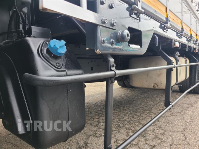 현대 메가트럭 280 단바리 카고 5톤 수동 11