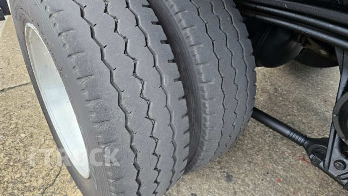 현대 트라고 350 후축 윙바디 12.5톤 수동 9