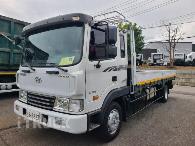 현대 메가트럭 280 단바리 카고 5톤 수동 1