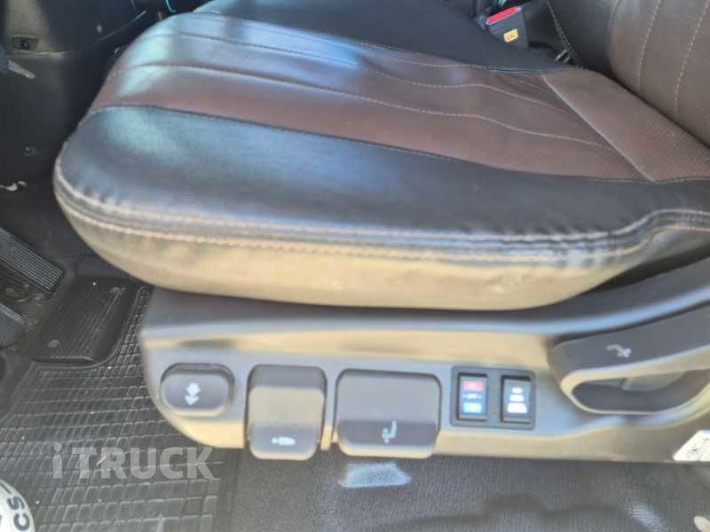 현대 메가트럭 280 후축 윙바디 4.5톤 수동 9