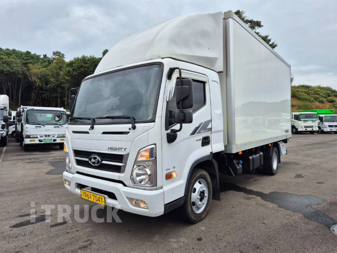 현대 올뉴마이티 3.5톤 광폭 익스하이탑 슈퍼캡 1