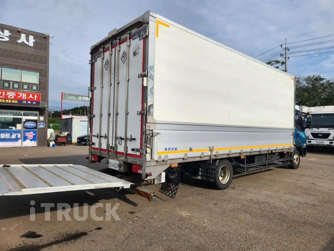 타타대우 더쎈 3.5톤 광폭 윙바디 데이캡(슈퍼캡, 킹캡) 3