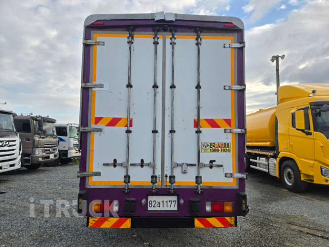 현대 메가트럭 260 후축 윙바디 4.5톤 수동 4