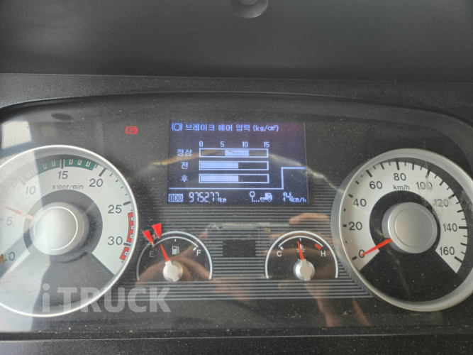 현대 메가트럭 260 후축 윙바디 4.5톤 수동 13