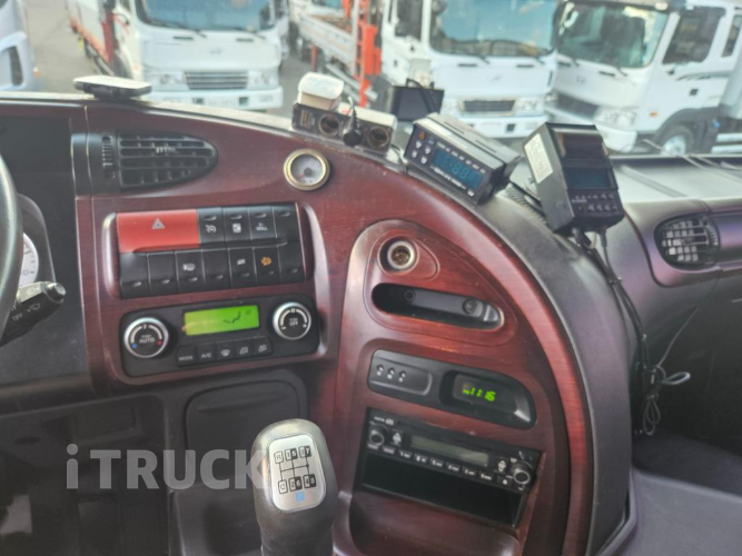 현대 메가트럭 와이드캡 300 후축 냉동탑 4.5톤 수동 11