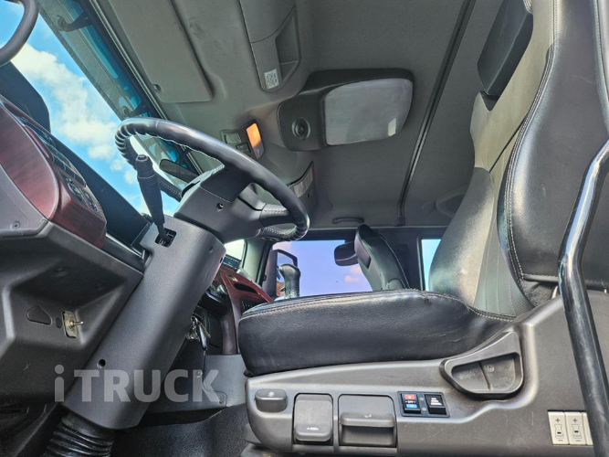 현대 메가트럭 와이드캡 300 후축 냉동탑 4.5톤 수동 12