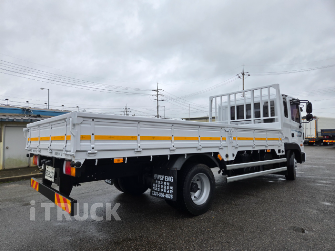 현대 메가트럭 260 단바리 카고 5톤 수동 5