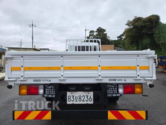 현대 메가트럭 260 단바리 카고 5톤 수동 4