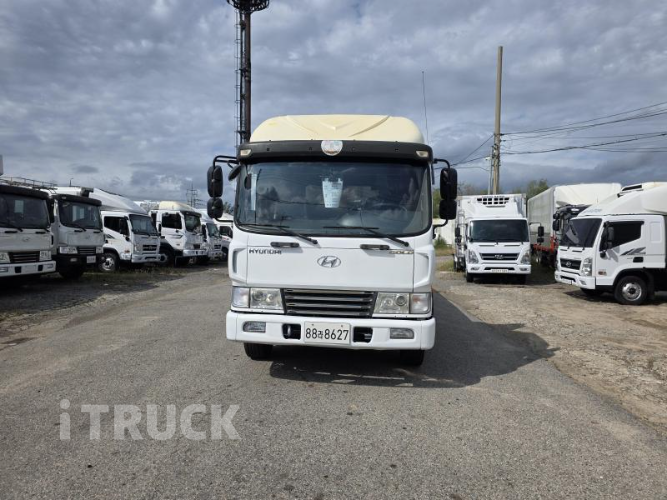 현대 메가트럭 260 단바리 카고 4.5톤 수동 2