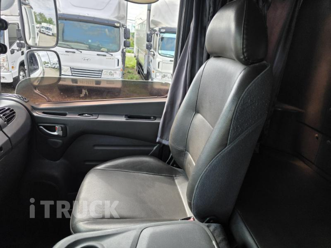 현대 메가트럭 260 단바리 카고 4.5톤 수동 10