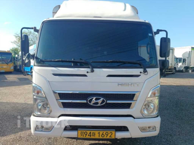 현대 올뉴마이티 3.5톤 윙바디 슈퍼캡 1