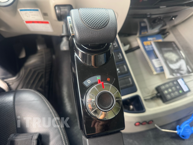 타타대우 맥쎈 320 후축 냉장윙 8.5톤 오토 10