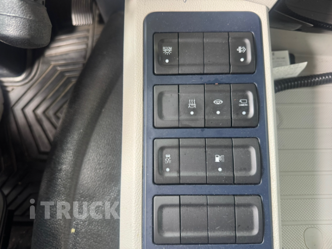 타타대우 맥쎈 320 후축 냉장윙 8.5톤 오토 12