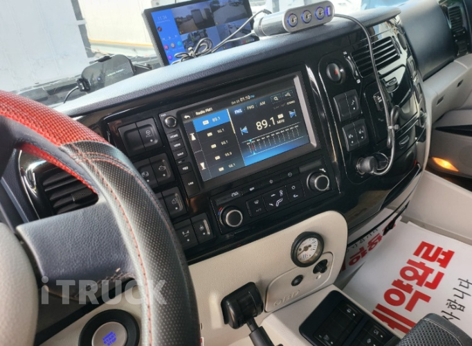 타타대우 맥쎈 570 앞축 카고 25톤 오토 리타더 13