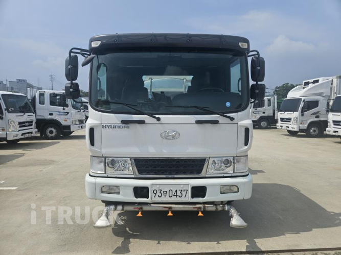 현대 살수차 메가트럭 스텐탱크 7,500L 수동 1