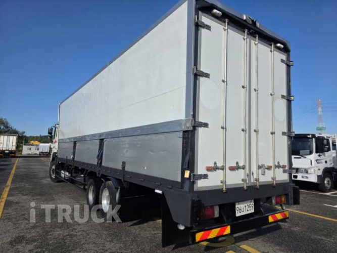 현대 메가트럭 와이드캡 280 후축 윙바디 4.5톤 수동 3