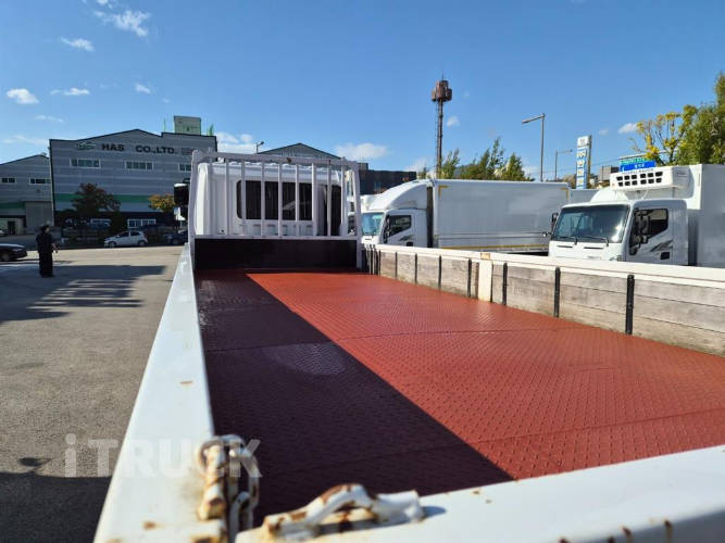 현대 메가트럭 단바리 카고 5톤 수동 8