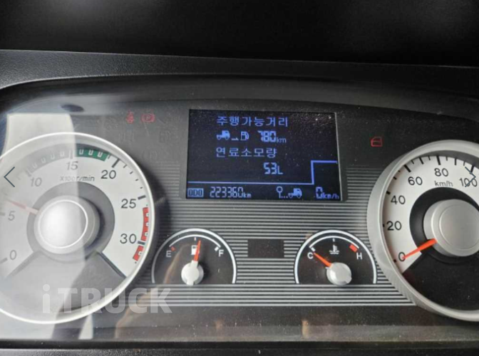 현대 메가트럭 270 단바리 카고 5톤 수동 19