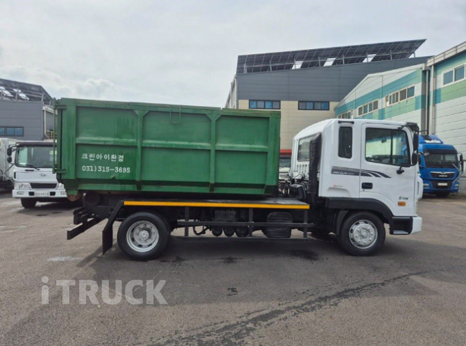 현대 메가트럭 암롤 250 5톤 수동 단바리 3