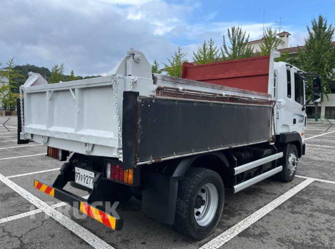 현대 메가트럭 화물덤프 5톤 6