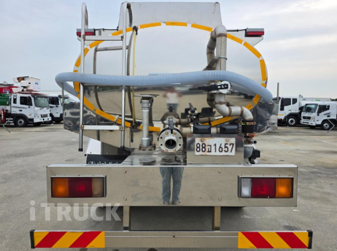 현대 살수차 트라고 스텐탱크 8,000L 오토 6