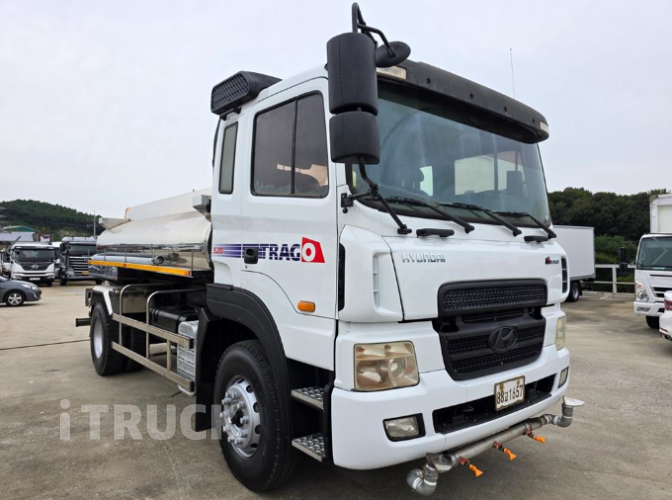 현대 살수차 트라고 스텐탱크 8,000L 오토 1